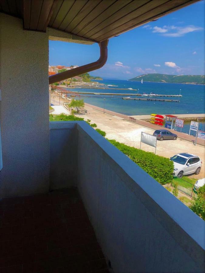 Apartments With Boat Mooring Marija Supetarska Draga Exterior foto